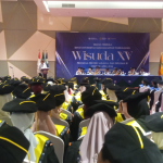 Wisuda ke-15 UMTAS, Lepas 244 Lulusan Siap Mengabdi untuk Bangsa dan Umat