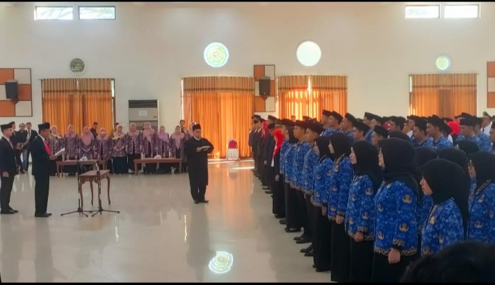 Bupati Ciamis Lantik 426 ASN, Pesan Tegas: Jangan Lelah Layani Warga