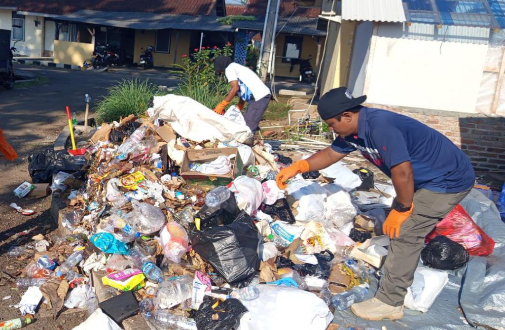 Krisis sampah tasikmalaya