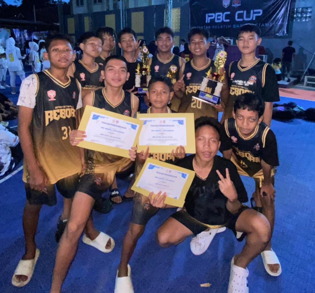 SMPN 1 Banjarsari Borong Tiga Gelar di IPBC Ciamis