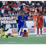 Persib Comeback Tumbangkan Persija di Stadion Segiri