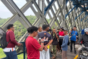 Pria Diduga Terjun dari Jembatan Cirahong, Tim SAR Sisir Sungai Citanduy