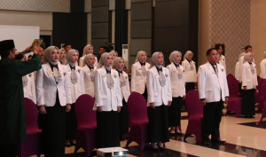 Uniga Cetak 41 Apoteker Baru, Dinkes Garut Sebut Jadi Angin Segar
