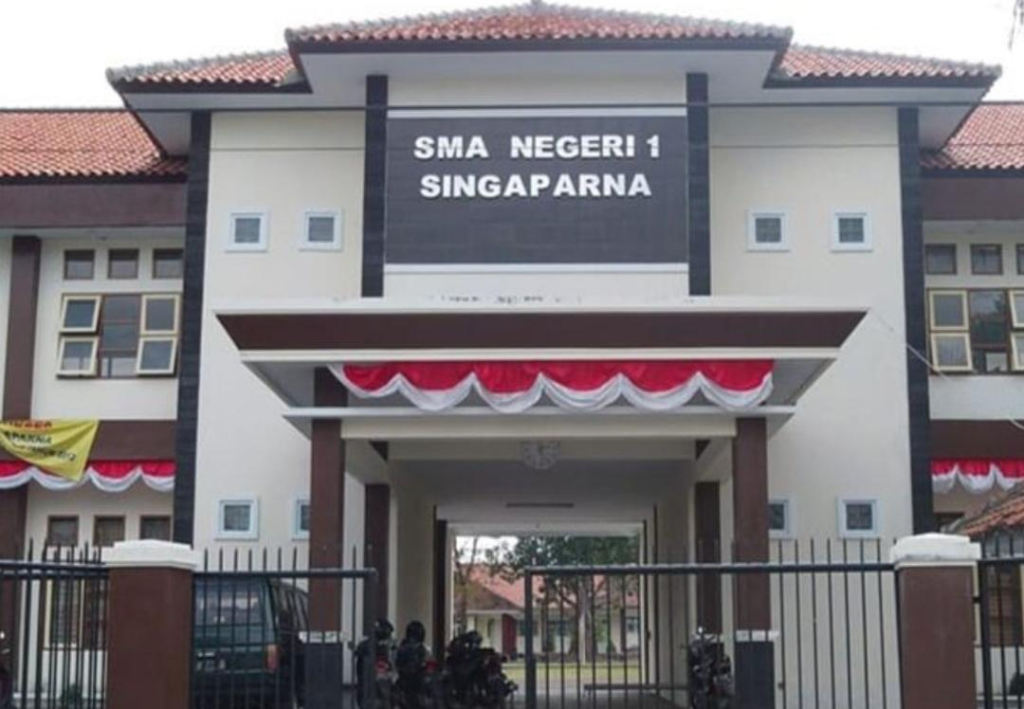 Sekolah Maung SMAN 1 Singaparna-lintaajabar
