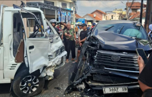 Kecelakaan Cikalang Tasikmalaya, Tiga Penumpang Pickup Terluka