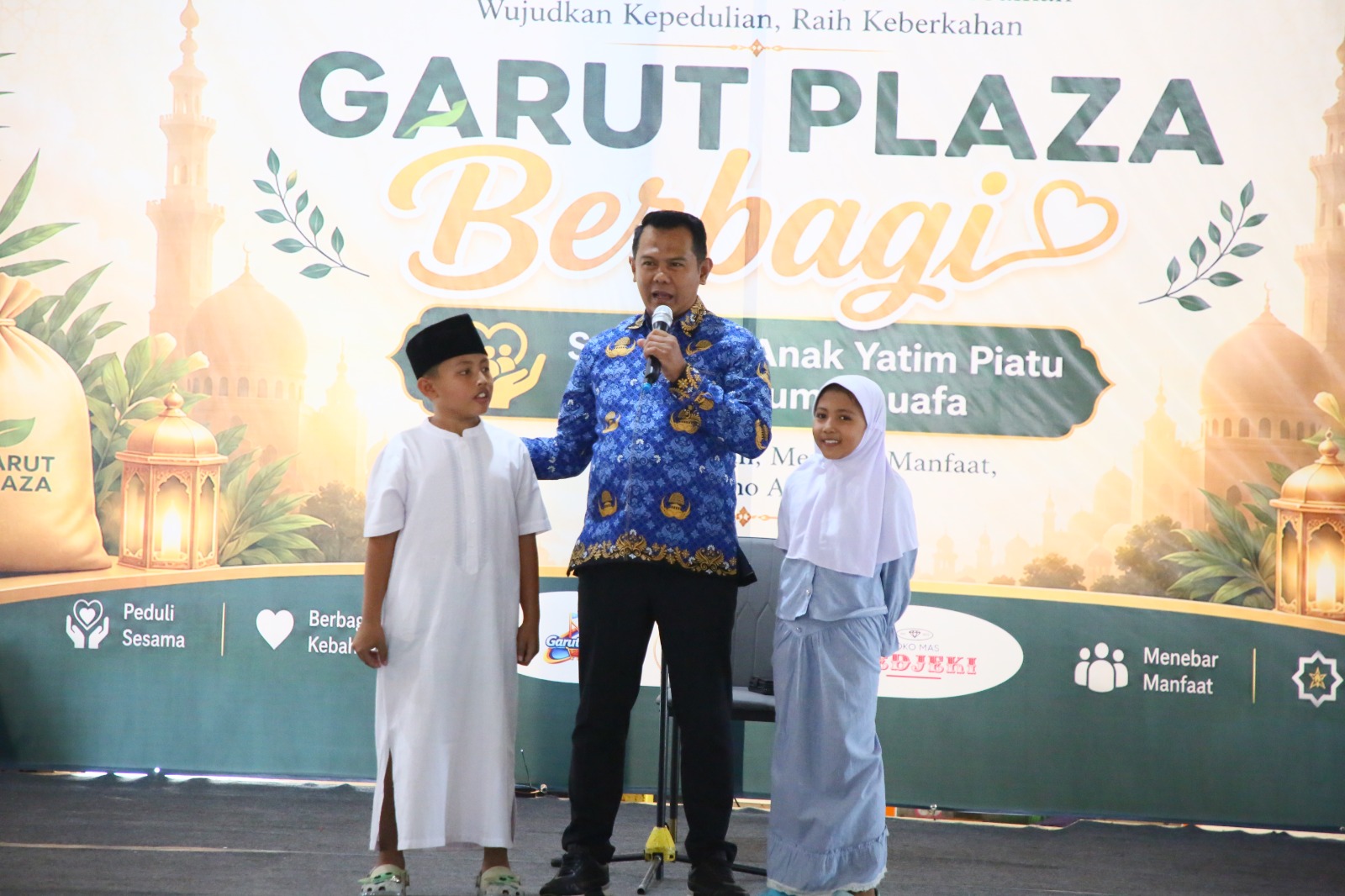 Pedagang Garut Plaza Santuni Duafa dan Yatim Sambut 1 Muharam