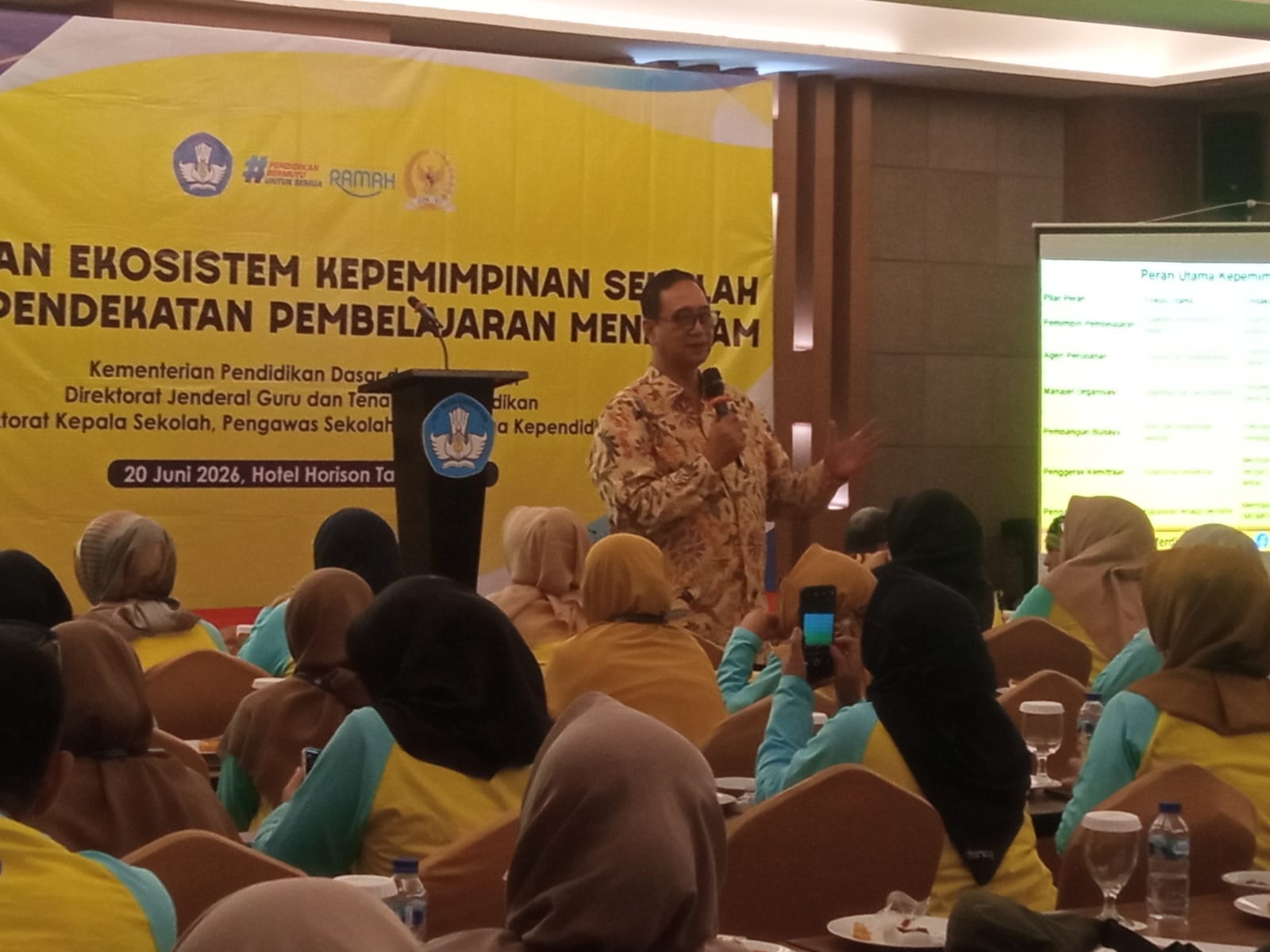 Ferdiansyah: Kepala Sekolah Harus Cerdas Kelola Sampah