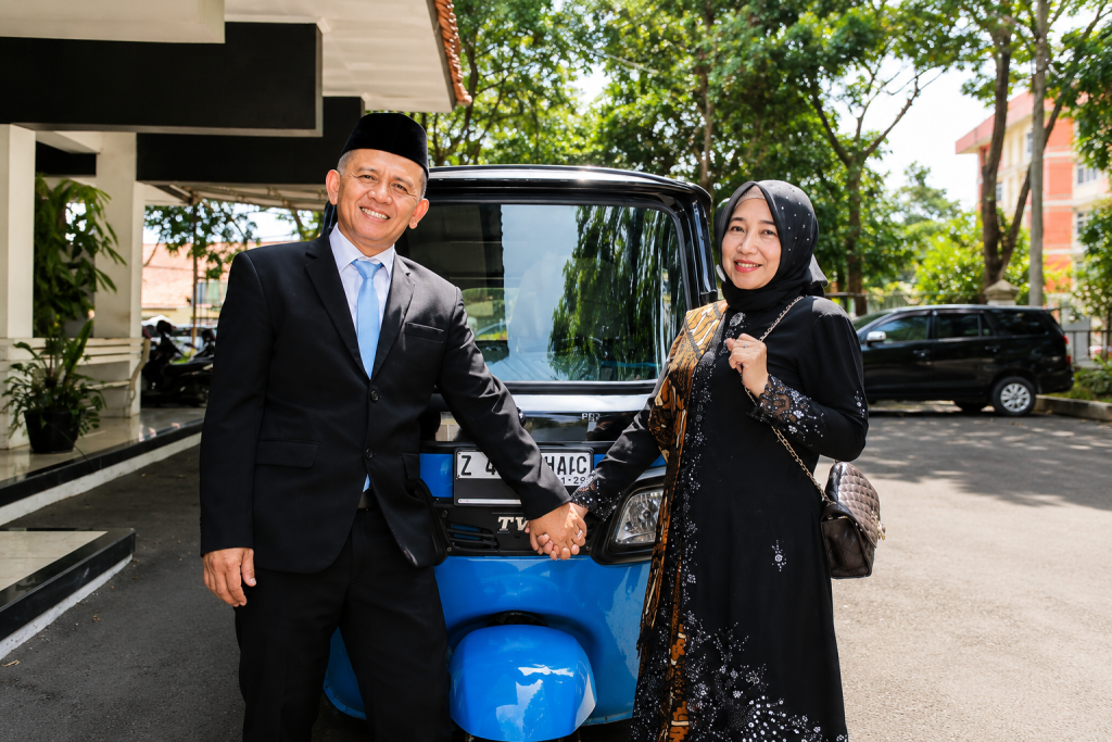 Nanang Suhara Dijemput Bemo Biru Usai Pelantikan Pejabat Tasikmalaya